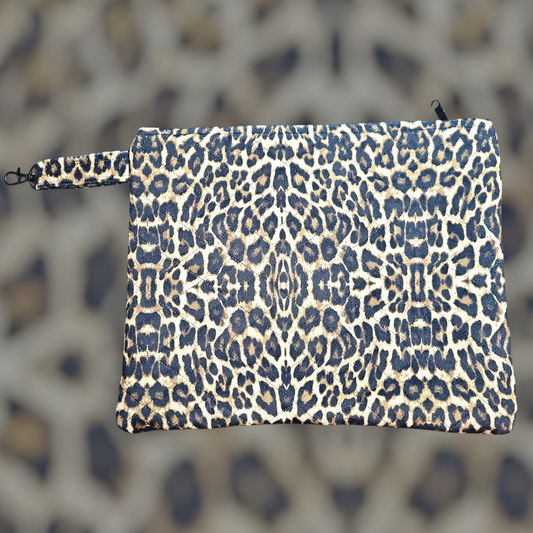 Leopard Clutch