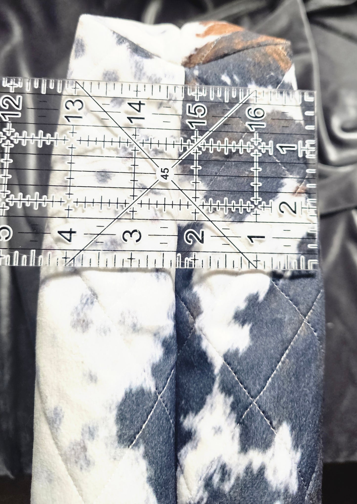 Cowgirl Wanna Single Zip Crossbody