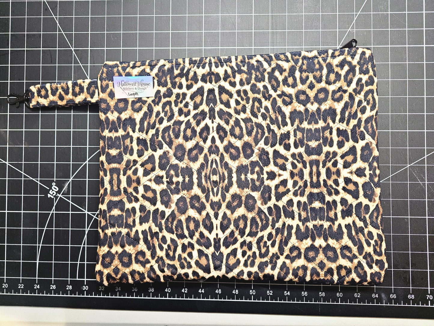 Leopard Clutch